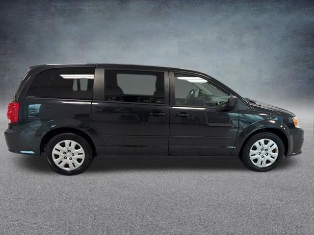 Used 2016 Dodge Grand Caravan SE w/ Quick Order Package 29E SE FWD image 5