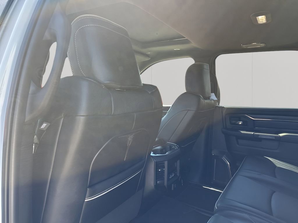 Used 2024 RAM 2500 Limited AWD/4WD image 19