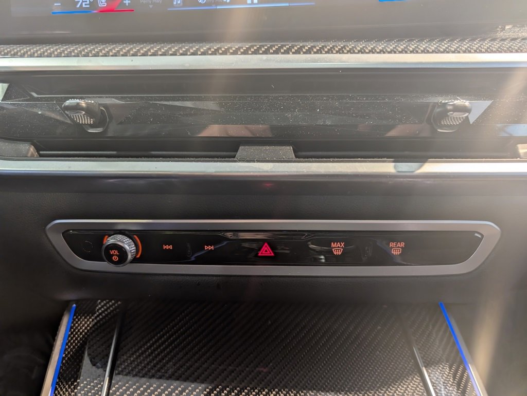 Used 2025 BMW X5 M60i w/ Climate Comfort Package image 22