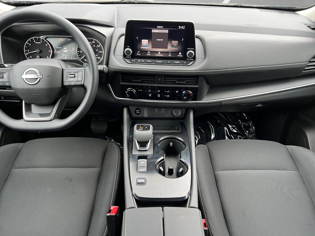Used 2026 Nissan Rogue S image 3