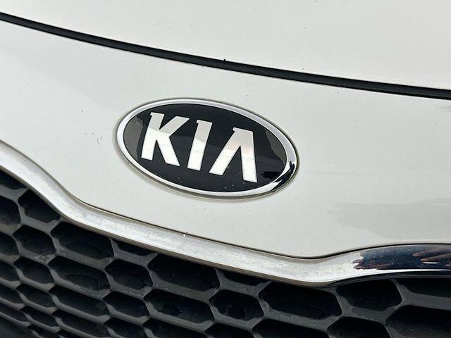 Used 2016 Kia Forte LX image 22