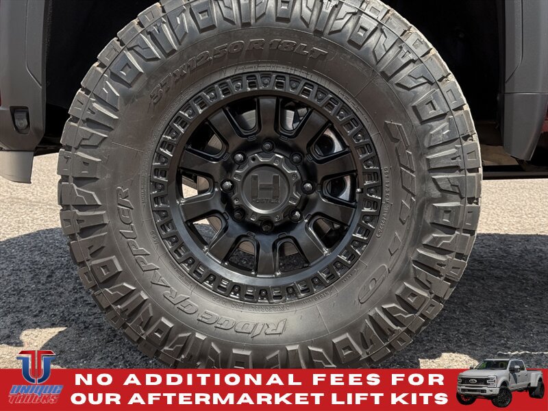 Used 2025 GMC Sierra 3500 AT4 w/ AT4 Premium Plus Package AWD/4WD image 14