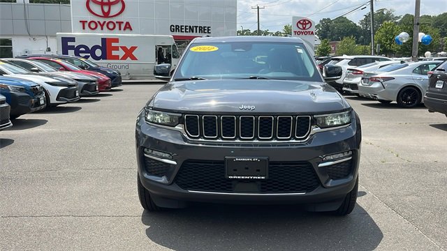 Used 2022 Jeep Grand Cherokee Limited image 2