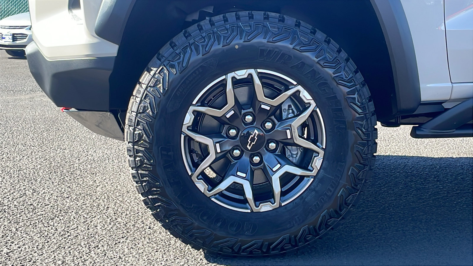 New 2026 Chevrolet Colorado ZR2 w/ Technology Package AWD/4WD image 10