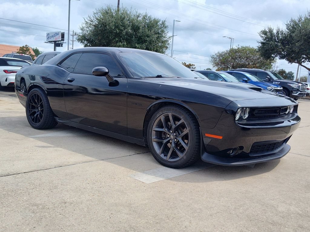Used 2021 Dodge Challenger R/T w/ Blacktop Package RWD image 12