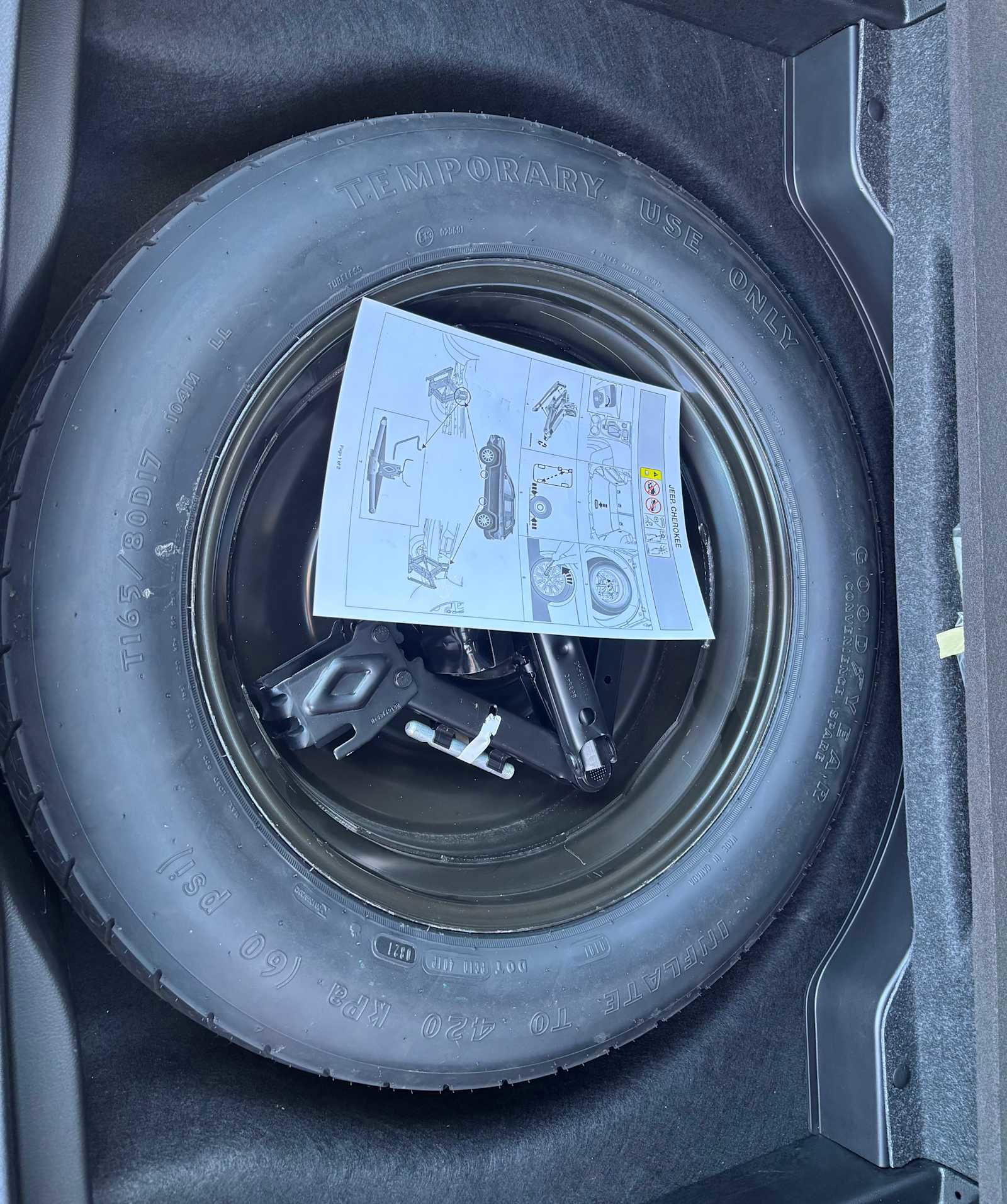 Certified 2021 Jeep Cherokee Latitude Plus image 11