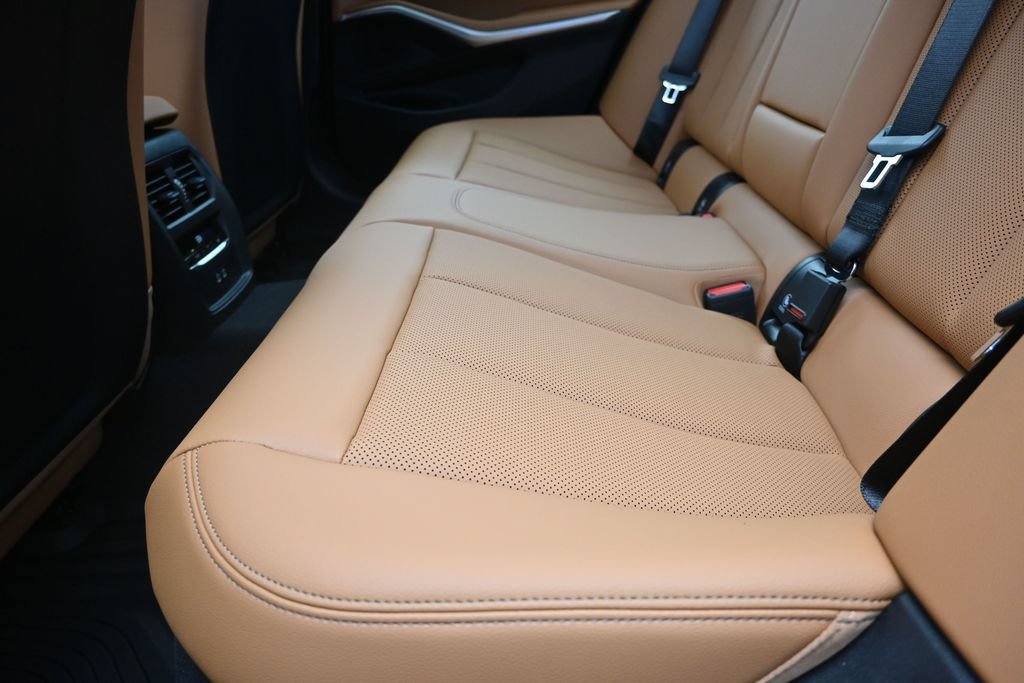 New 2026 BMW 330i Sedan w/ Premium Package RWD image 16
