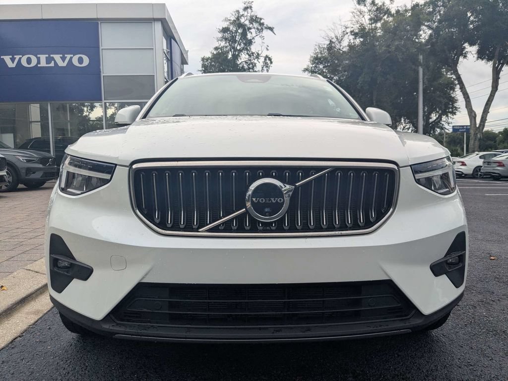 Certified 2023 Volvo XC40 B5 Plus w/ Protection Package Premier AWD/4WD image 9