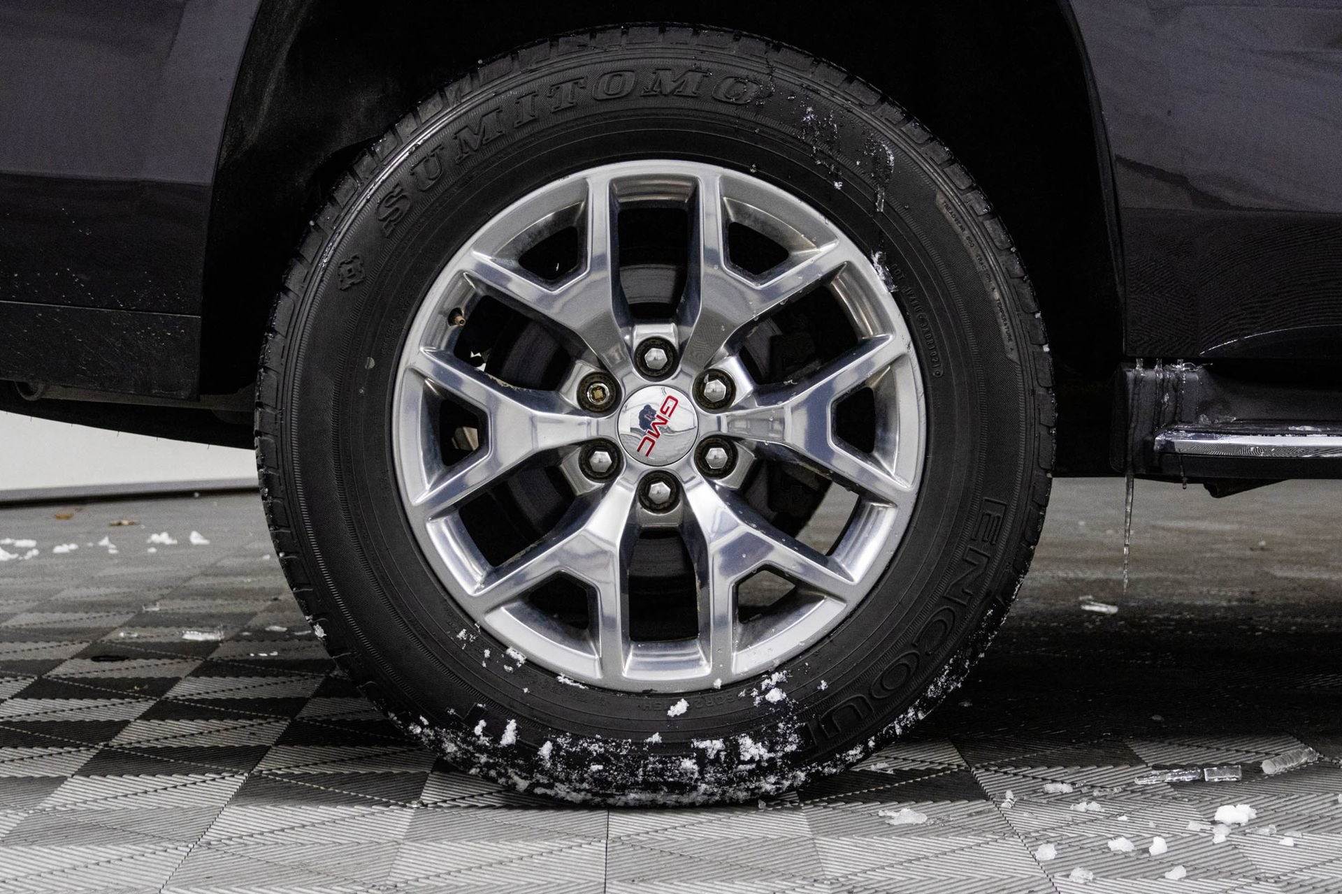 Used 2018 GMC Yukon SLE w/ SLE Value Package image 42