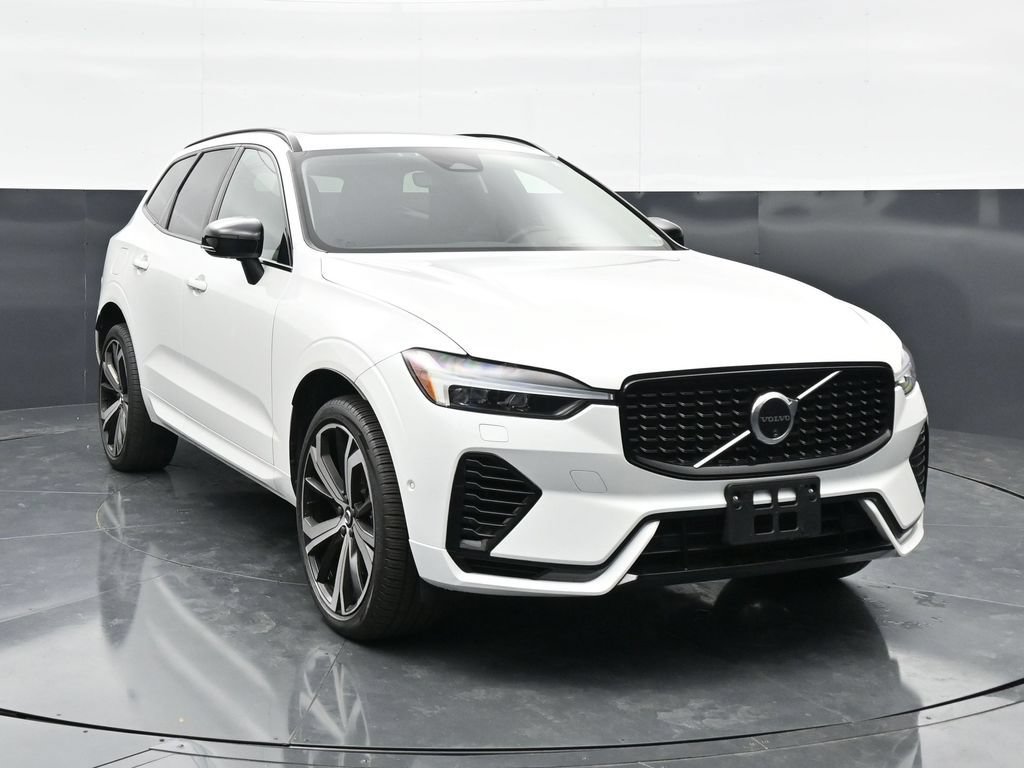 Used 2024 Volvo XC60 T8 Ultimate w/ Climate Package AWD/4WD image 2
