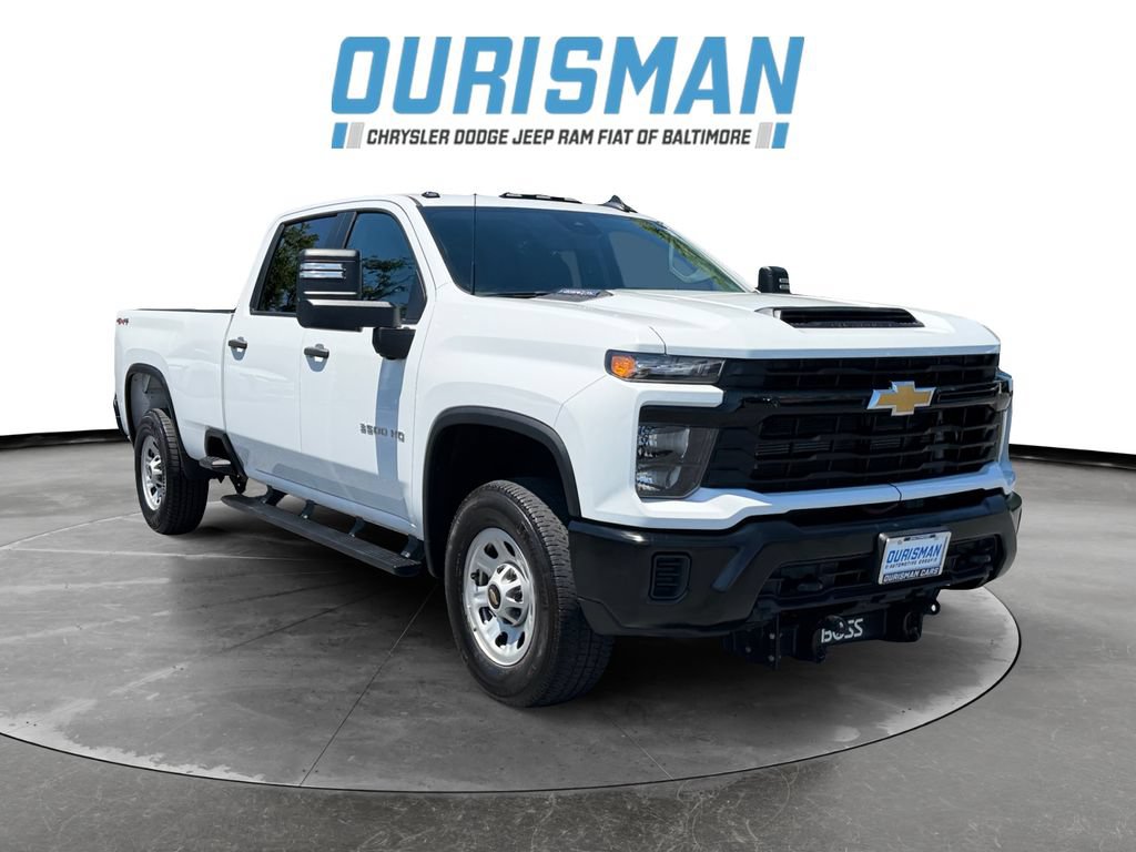 Used 2025 Chevrolet Silverado 3500 W/T AWD/4WD image 1