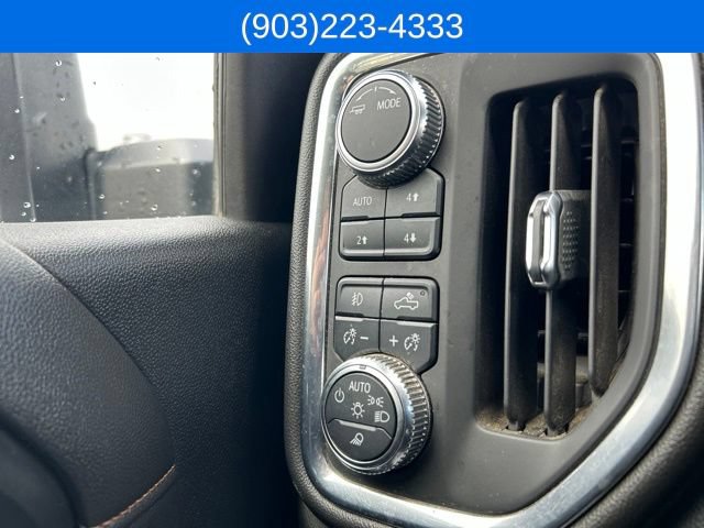 Used 2022 GMC Sierra 2500 AT4 w/ AT4 Preferred Package AWD/4WD image 22