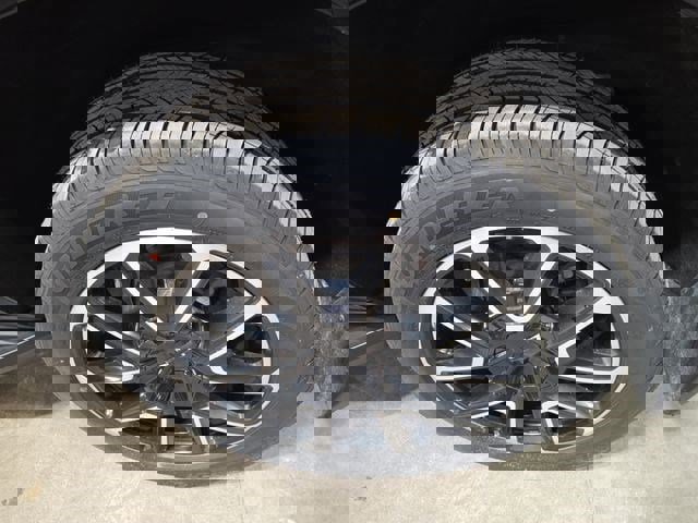 Used 2021 Chevrolet Suburban RST w/ Rear Media and Nav Package image 10