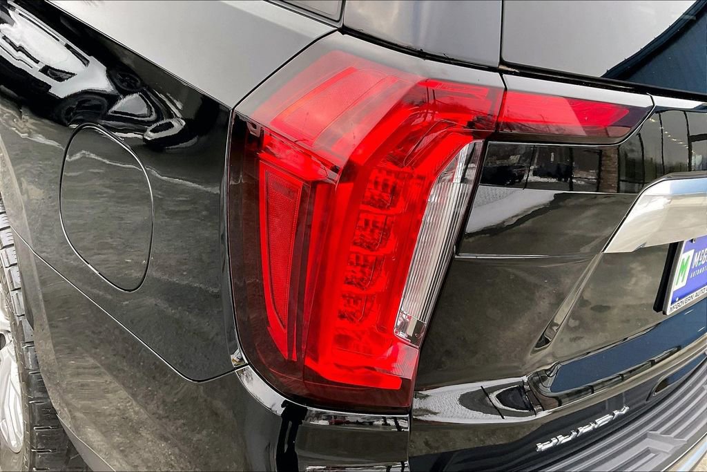 Used 2021 GMC Yukon Denali w/ Denali Ultimate Package image 23