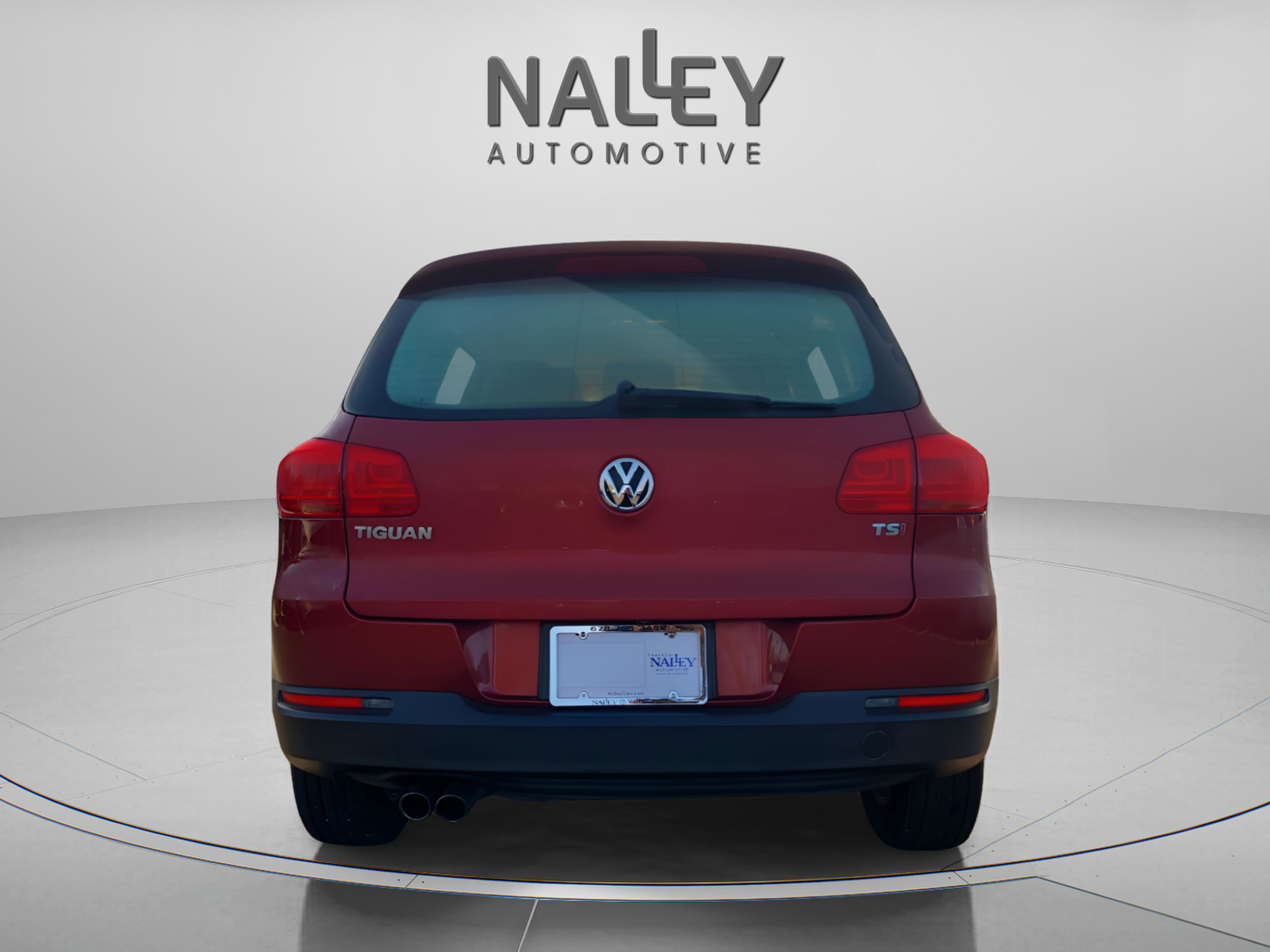 Used 2016 Volkswagen Tiguan S image 4