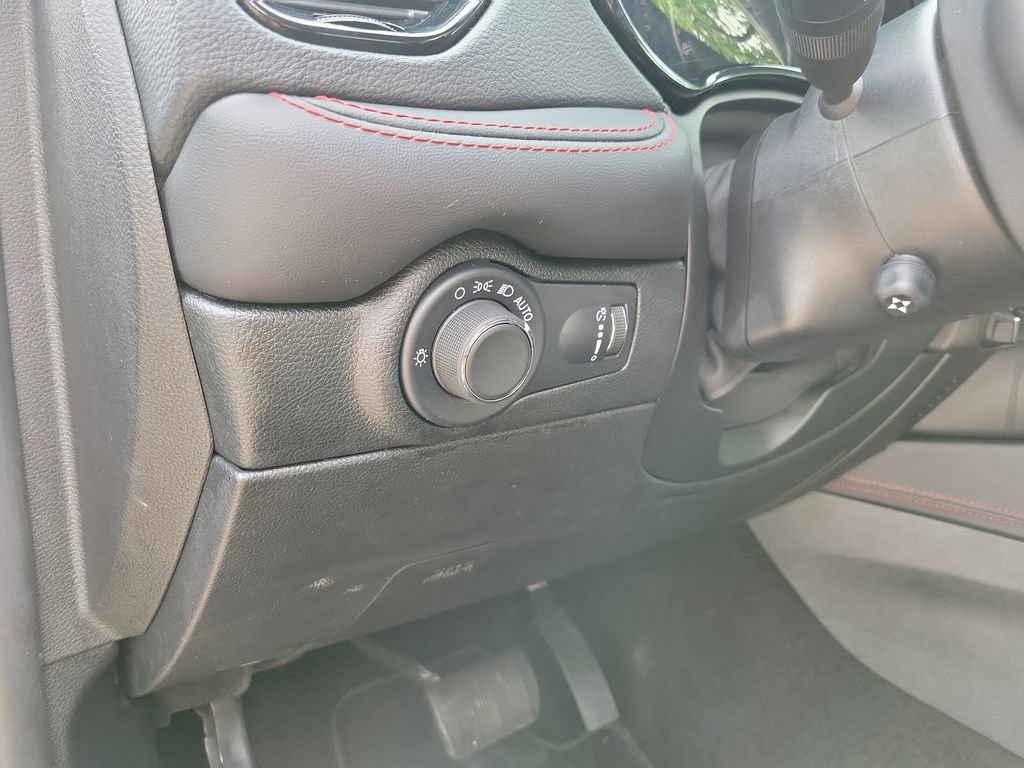 Used 2024 Dodge Durango GT AWD/4WD image 25