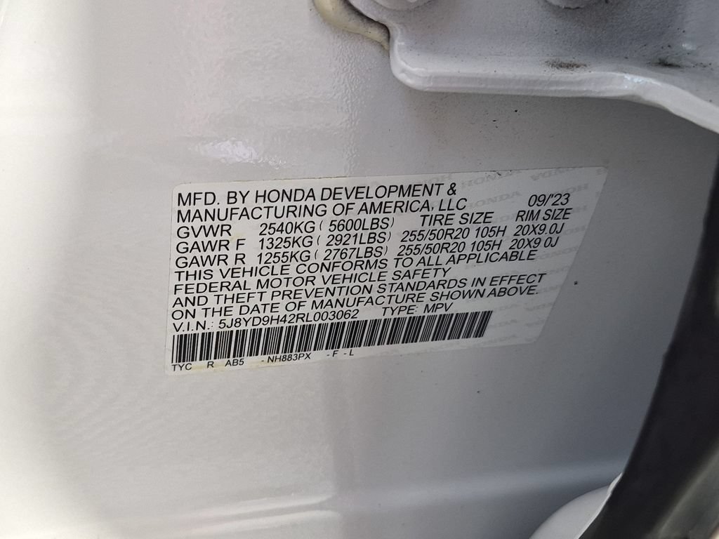 Used 2024 Acura MDX w/ Technology Package FWD image 40