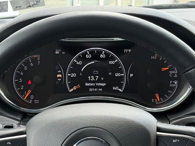 Used 2022 Jeep Grand Cherokee Laredo X image 28