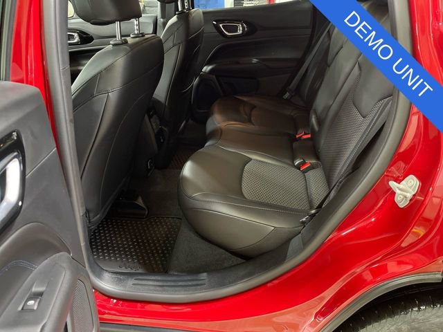 New 2026 Jeep Compass Latitude image 21