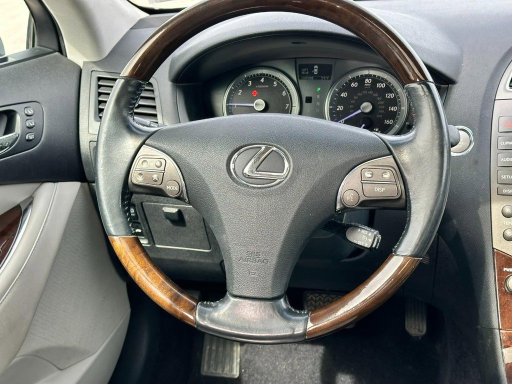 Used 2011 Lexus ES 350 image 11