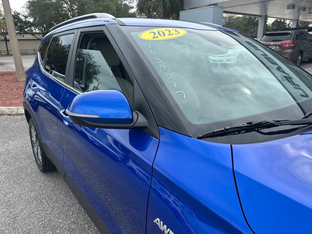 Used 2023 Kia Seltos EX image 15
