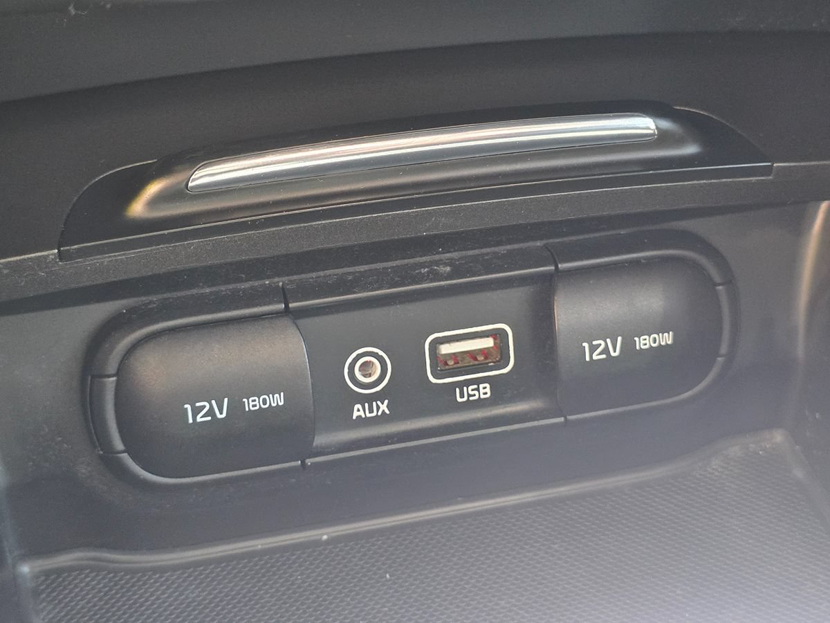 Used 2018 Kia Optima S FWD image 39