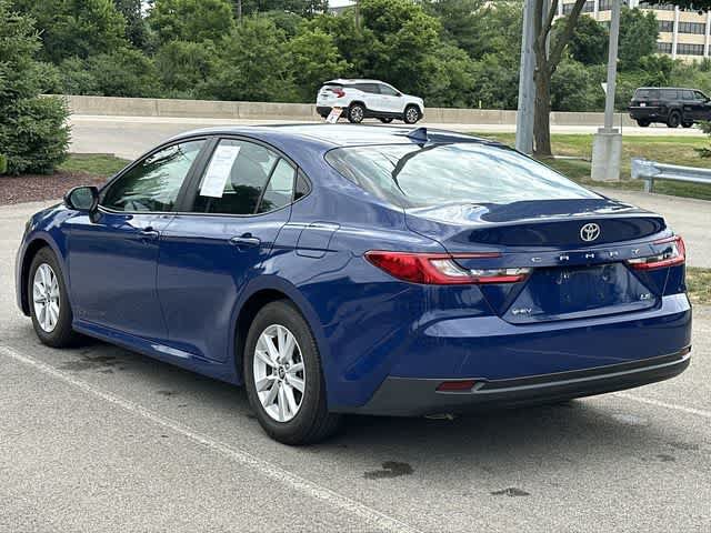 Used 2025 Toyota Camry LE FWD image 21