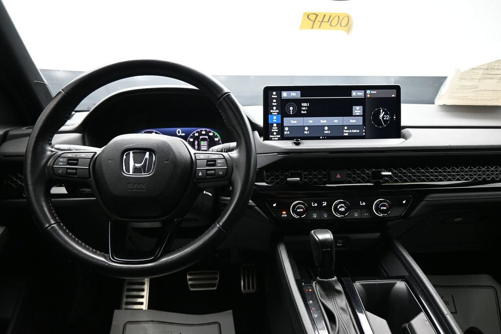 Used 2025 Honda Accord Sport image 15