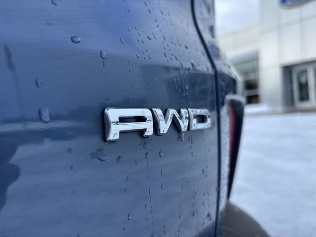 New 2026 Ford Escape ST-Line w/ Tech Pack #1 image 10