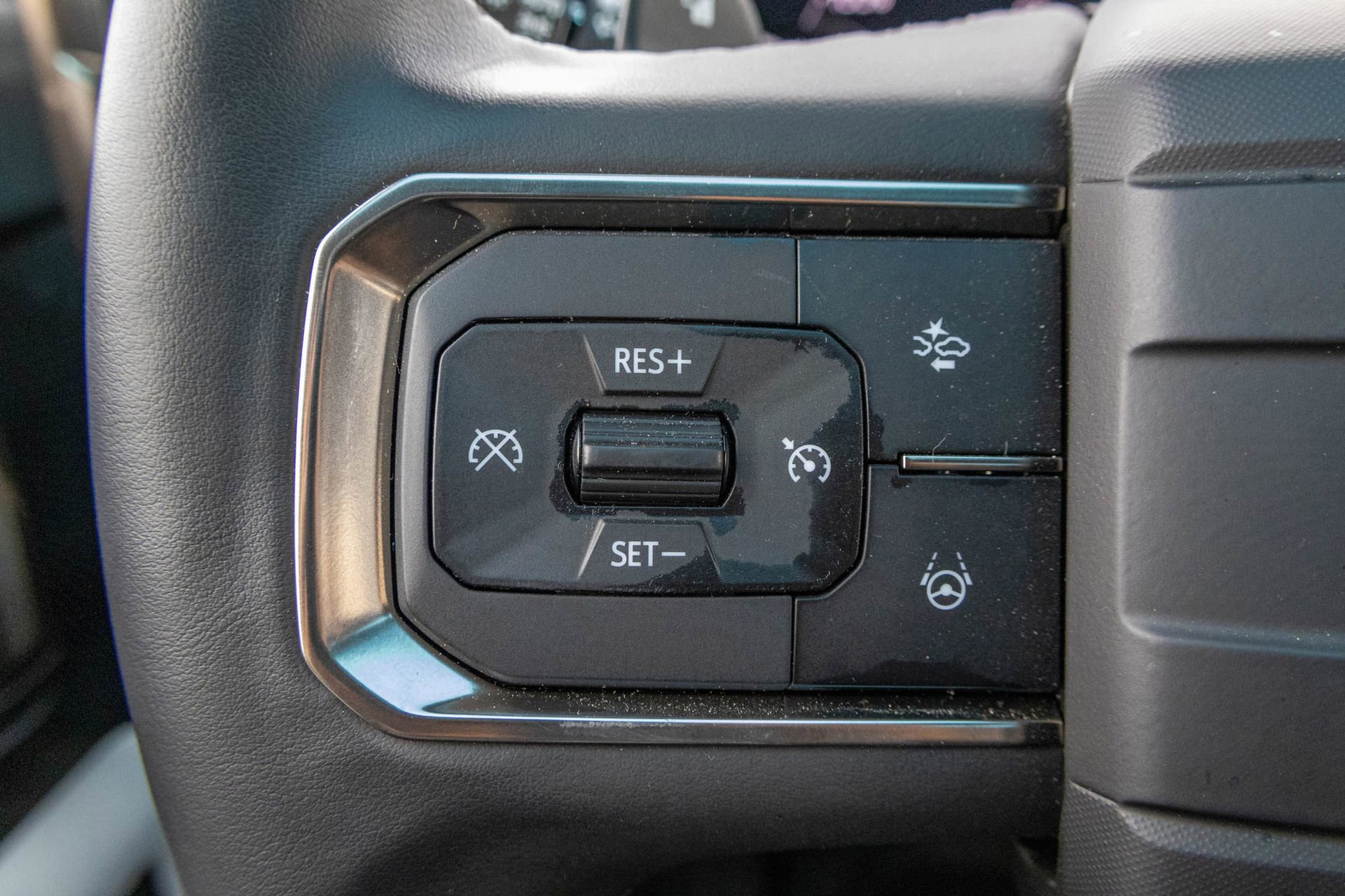 Used 2024 GMC Hummer EV 3X w/ Omega Edition image 31