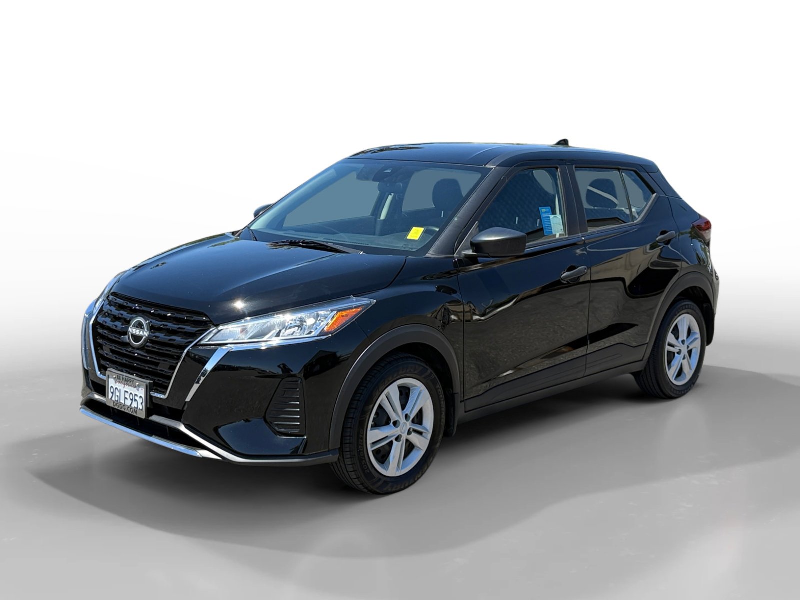 Used 2023 Nissan Kicks S