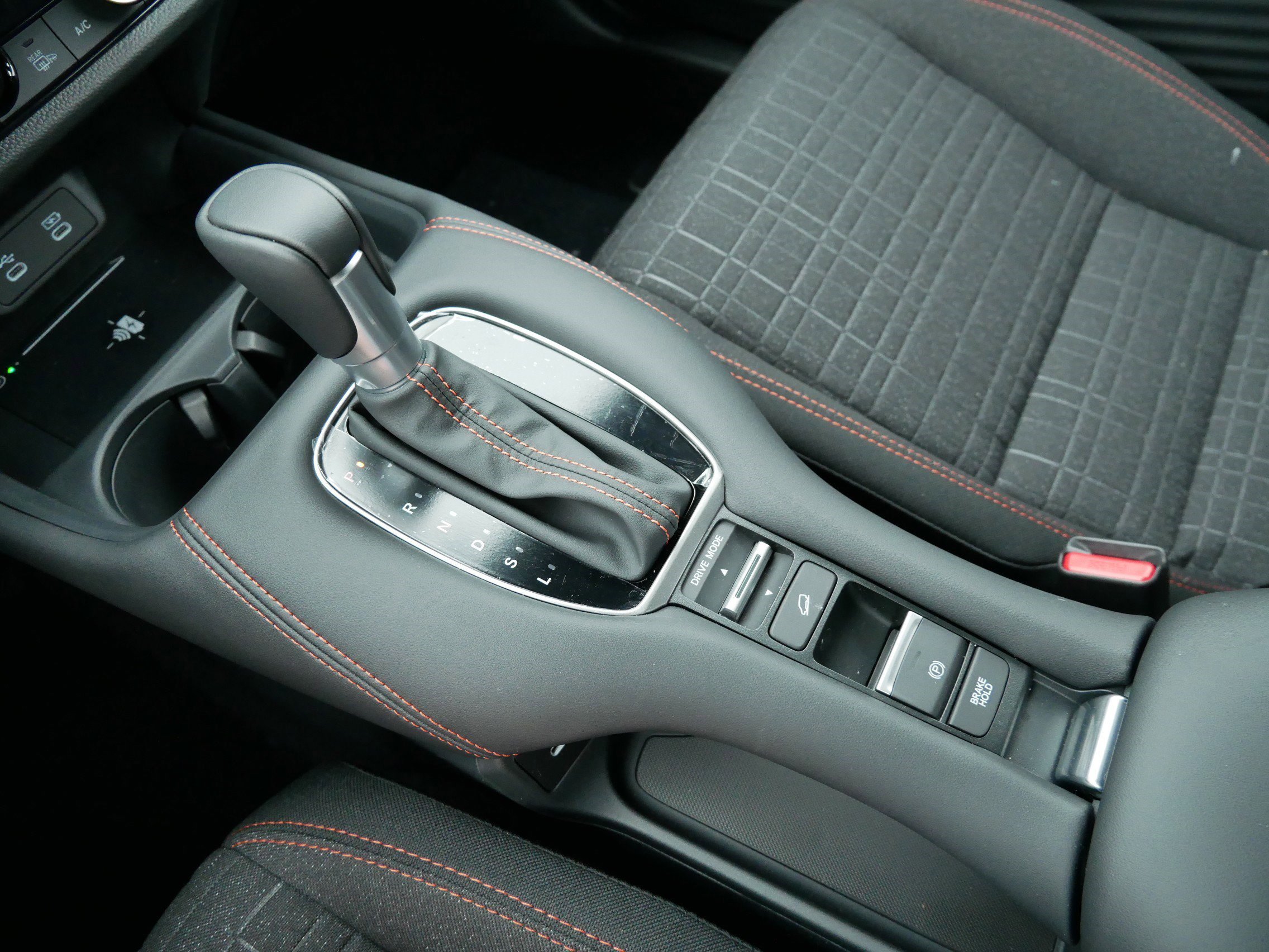 New 2026 Honda HR-V Sport image 9