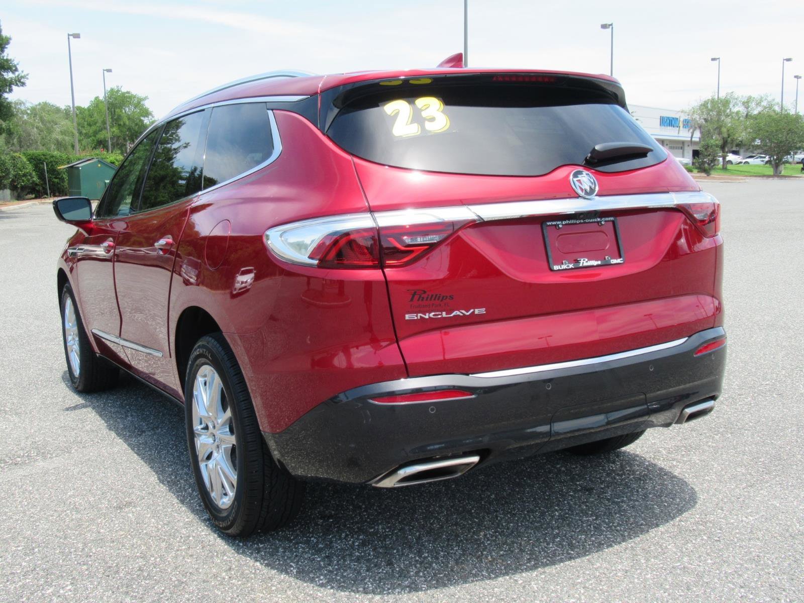 Used 2023 Buick Enclave Premium FWD image 5