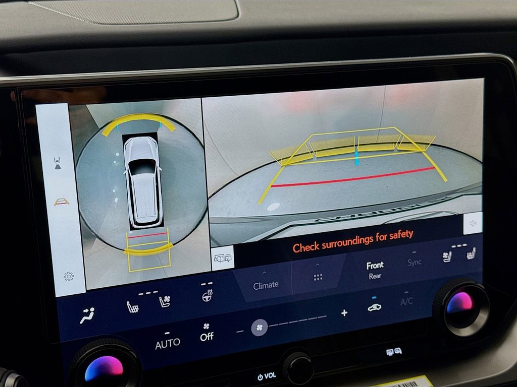 New 2026 Lexus TX 550h AWD Plug-In Hybrid image 16