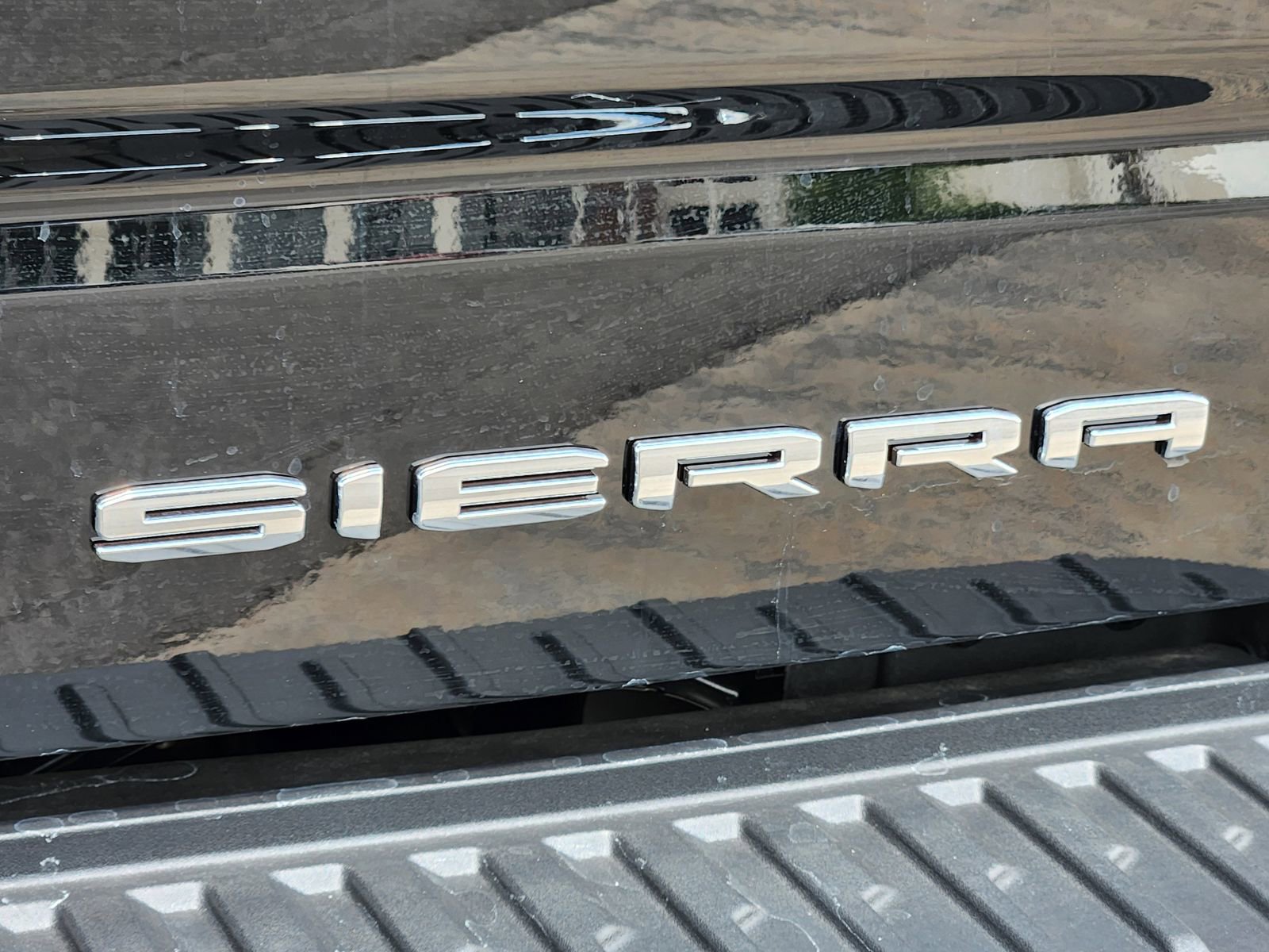 New 2025 GMC Sierra 1500 Denali Ultimate image 11