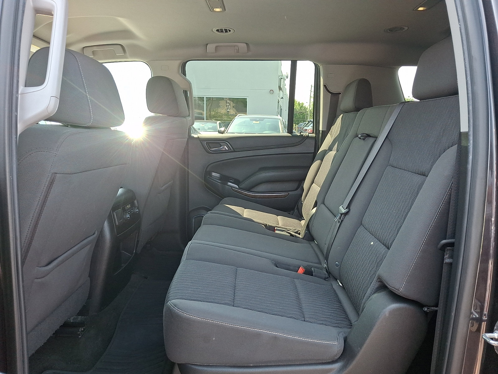 Used 2018 Chevrolet Suburban LS AWD/4WD image 10