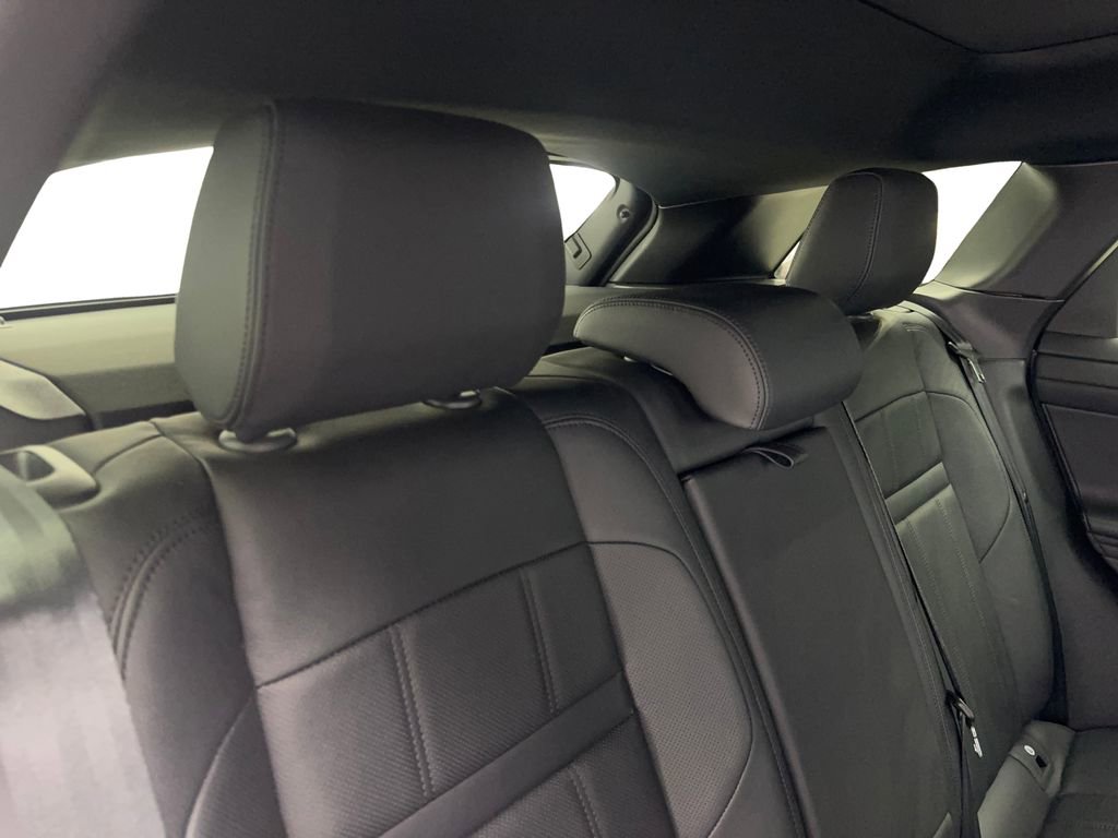 Used 2023 Land Rover Range Rover Evoque R-Dynamic S image 42