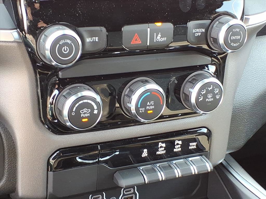 New 2026 RAM 1500 Express image 25