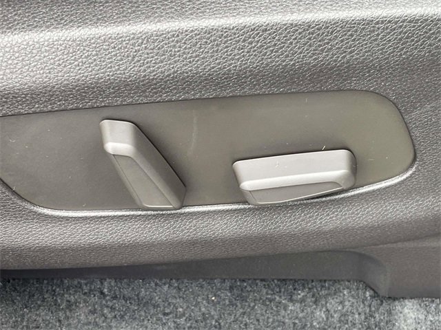 New 2026 Kia Carnival EX image 15