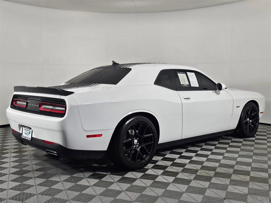 Used 2015 Dodge Challenger R/T Plus image 7