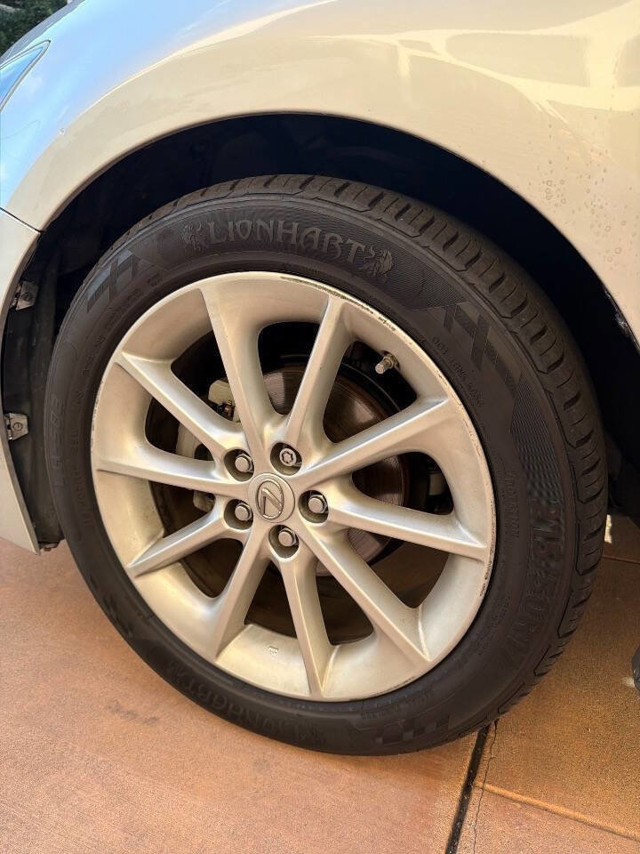 Used 2012 Lexus CT 200h Premium w/ Premium Audio Pkg image 32