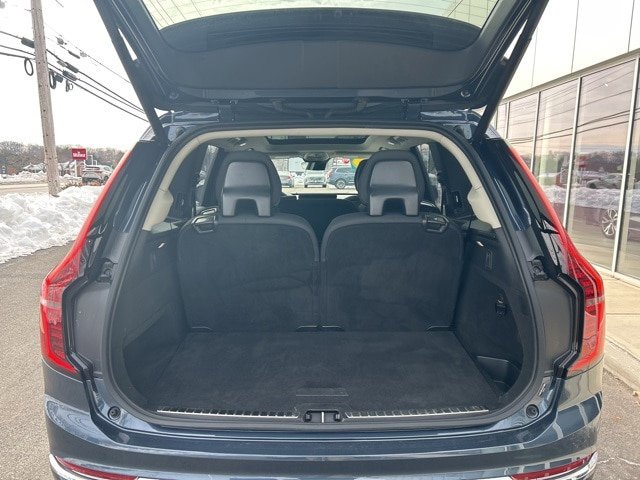 Certified 2025 Volvo XC90 B6 Plus AWD/4WD image 11