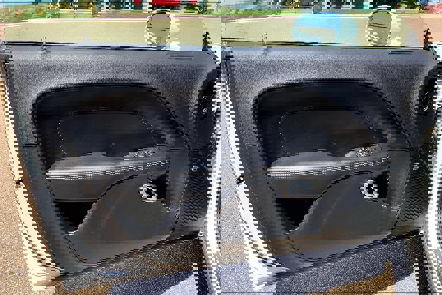 Used 2019 Dodge Challenger R/T Scat Pack w/ Plus Package RWD image 20