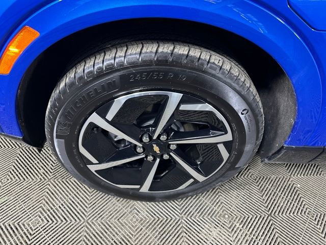 Used 2025 Chevrolet Equinox EV LT w/ Convenience Package image 10