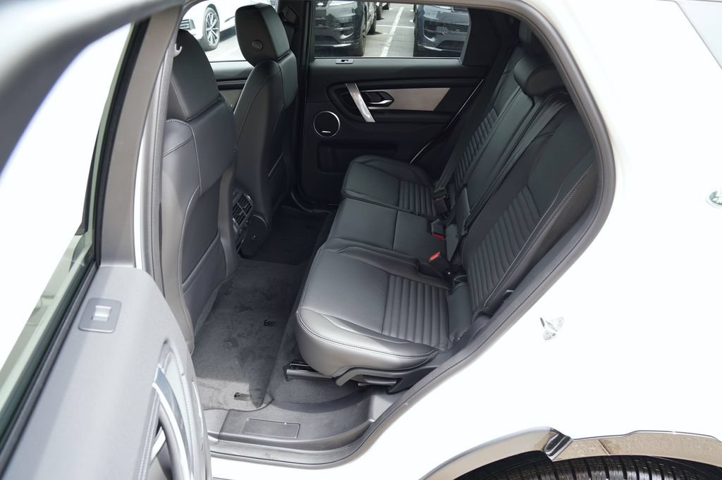 New 2026 Land Rover Discovery Sport Landmark AWD/4WD image 29