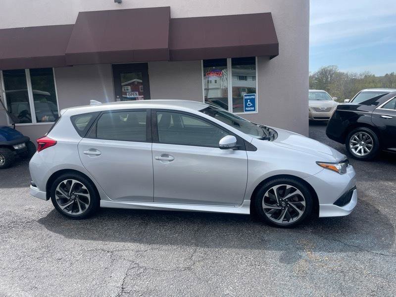 Used 2016 Scion iM FWD image 5