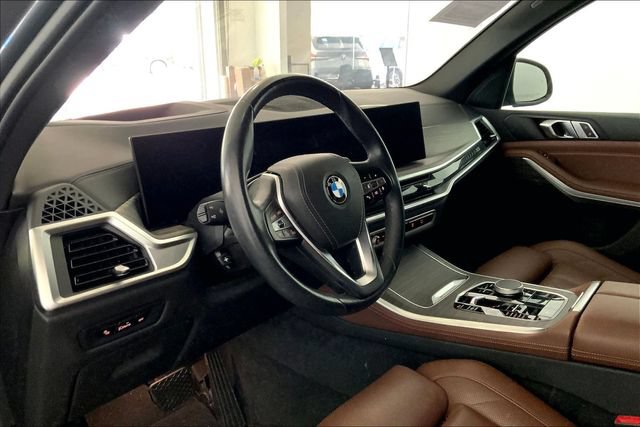 Used 2024 BMW X5 sDrive40i w/ Parking Assistance Package RWD image 7