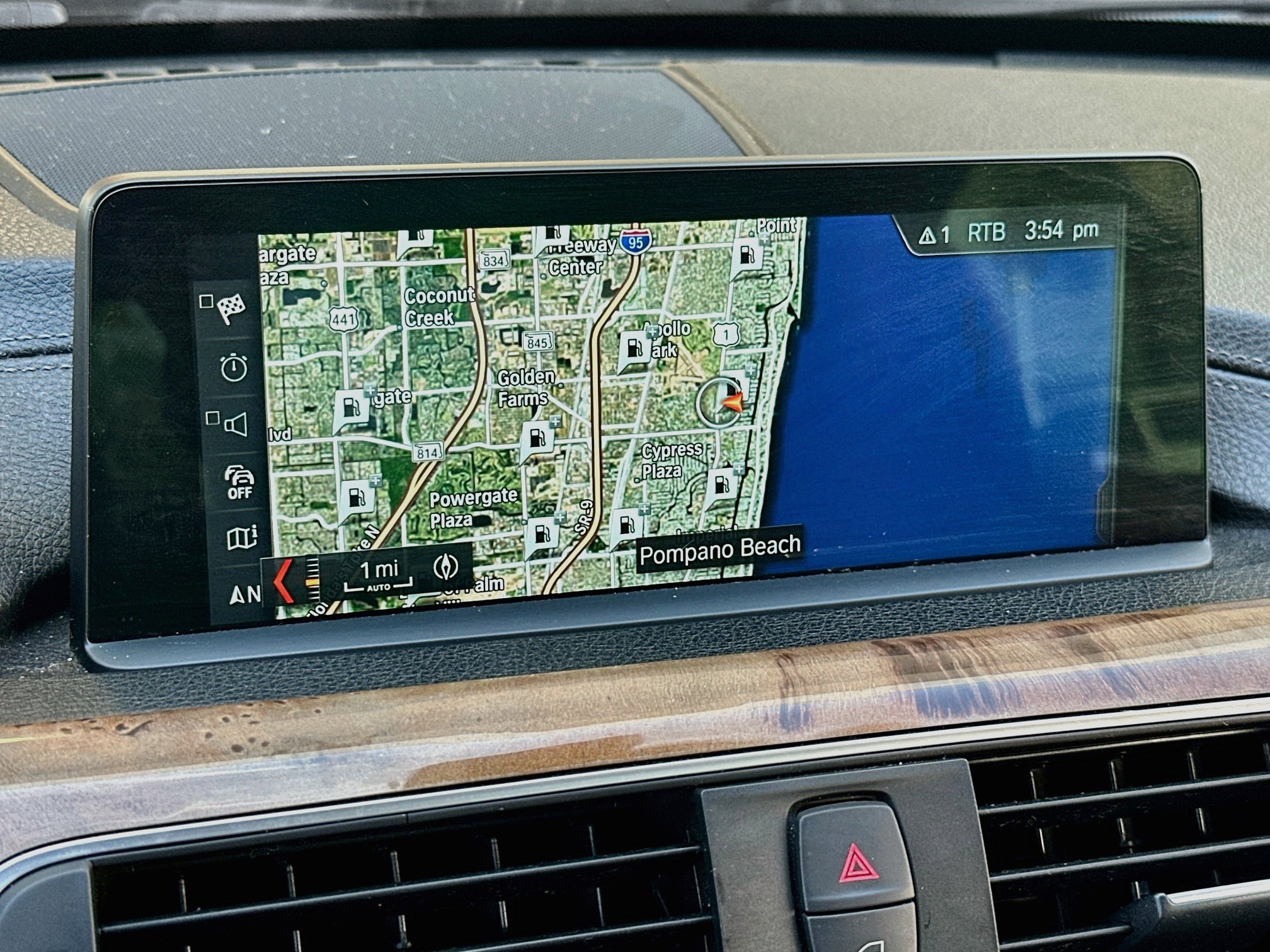 Used 2018 BMW 430i Convertible RWD image 11