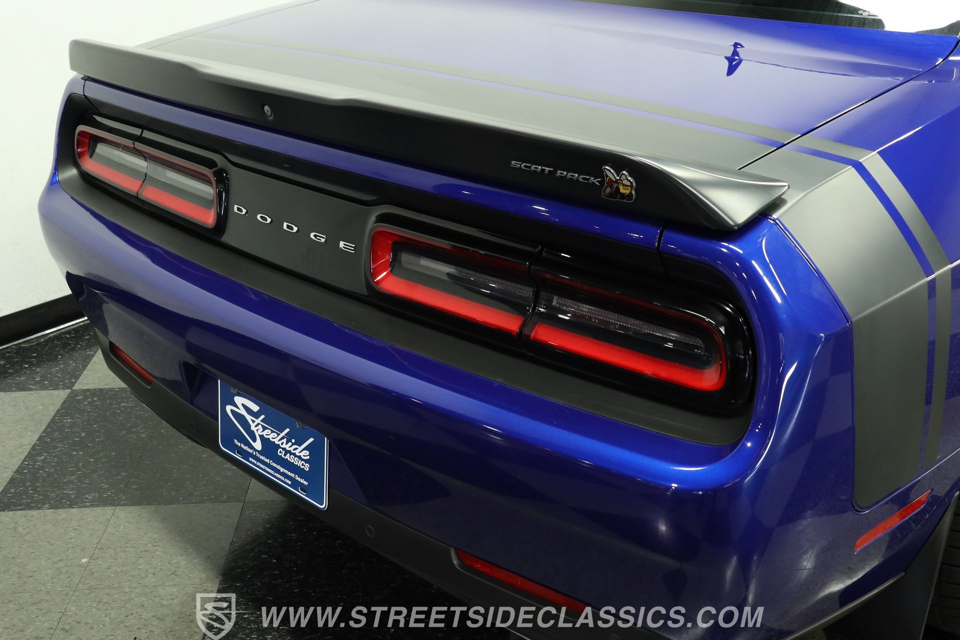 Used 2022 Dodge Challenger R/T Scat Pack w/ Driver Convenience Group RWD image 25