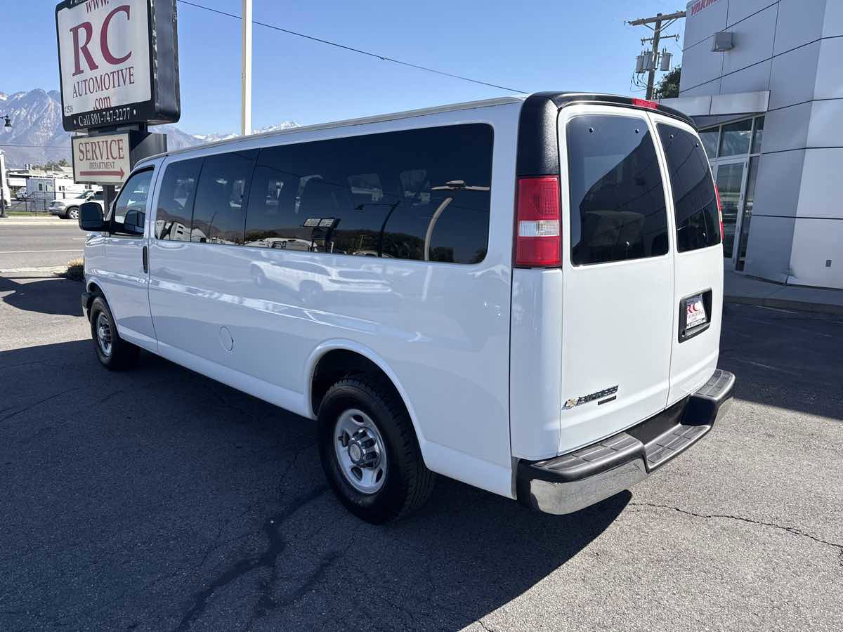 Used 2013 Chevrolet Express 3500 LT w/ LT Preferred Equipment Group image 8